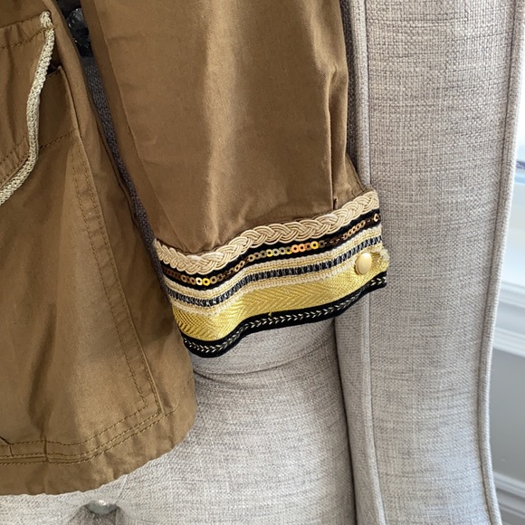 Light jacket for spring! - Picture 2 of 2